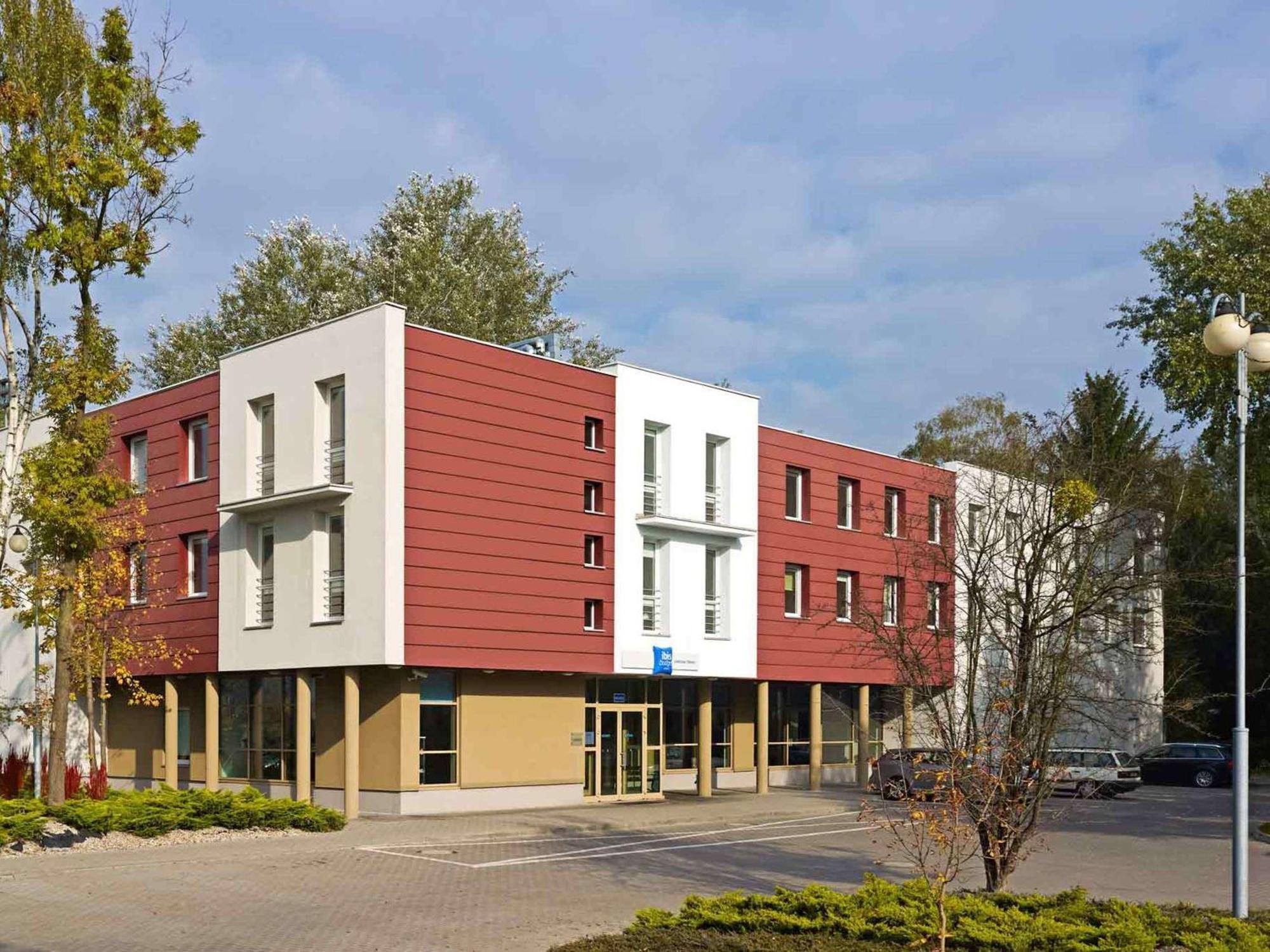 Ibis Budget Wroclaw Stadion Exterior photo